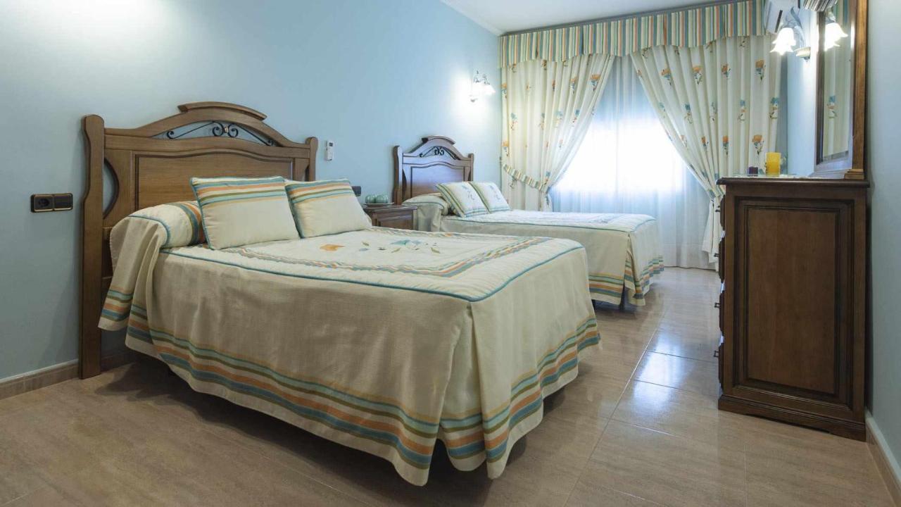 Villa Las Tres Hermanas Albarreal De Tajo By Toledo Ap Ngoại thất bức ảnh
